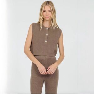 Stitches+Stripes Slater Henley Vest And Pants.          GUC